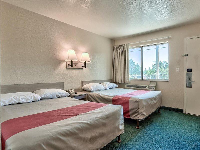 Motel 6-Prescott, Az المظهر الخارجي الصورة