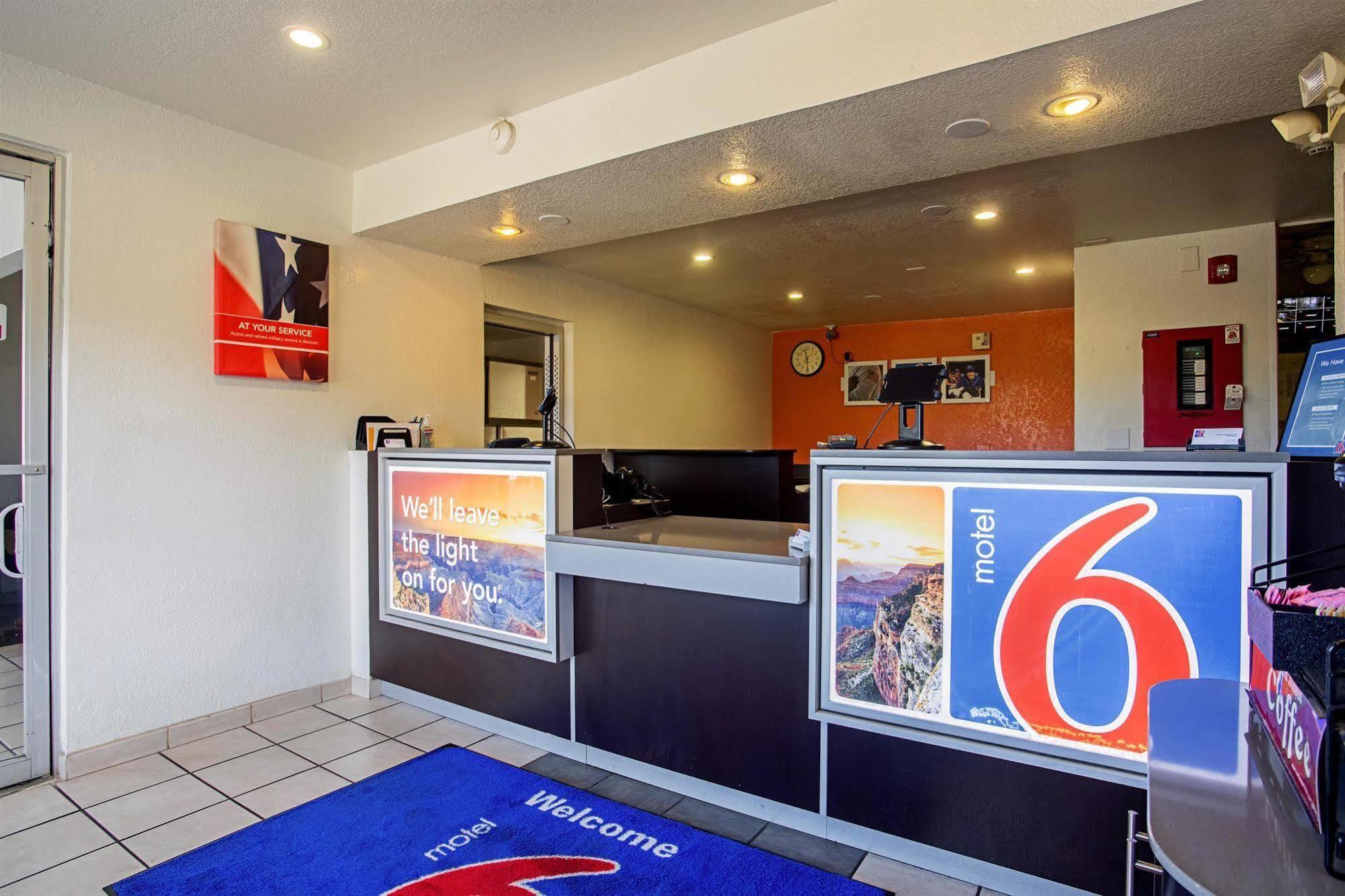 Motel 6-Prescott, Az المظهر الخارجي الصورة