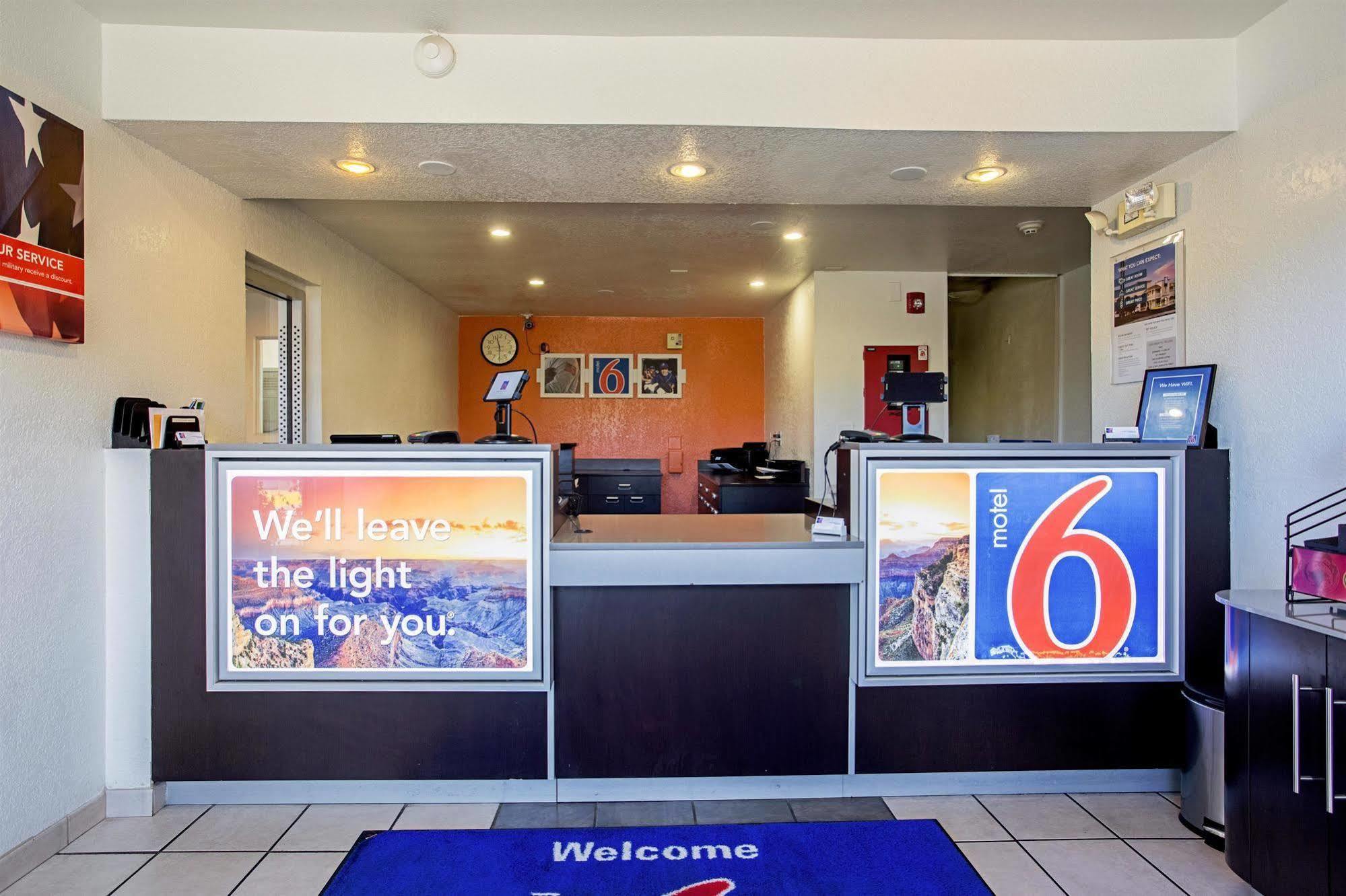 Motel 6-Prescott, Az المظهر الخارجي الصورة