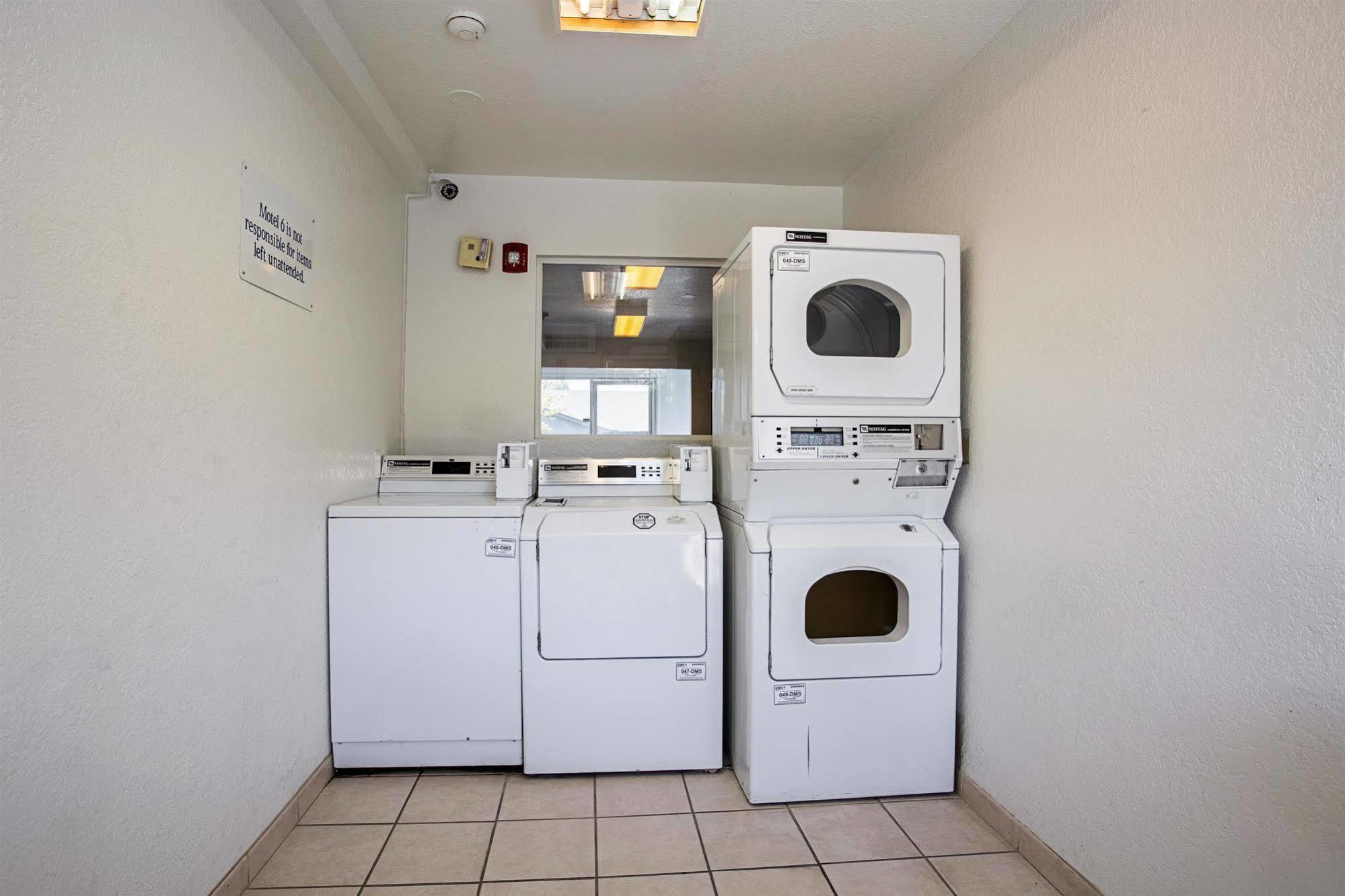 Motel 6-Prescott, Az المظهر الخارجي الصورة