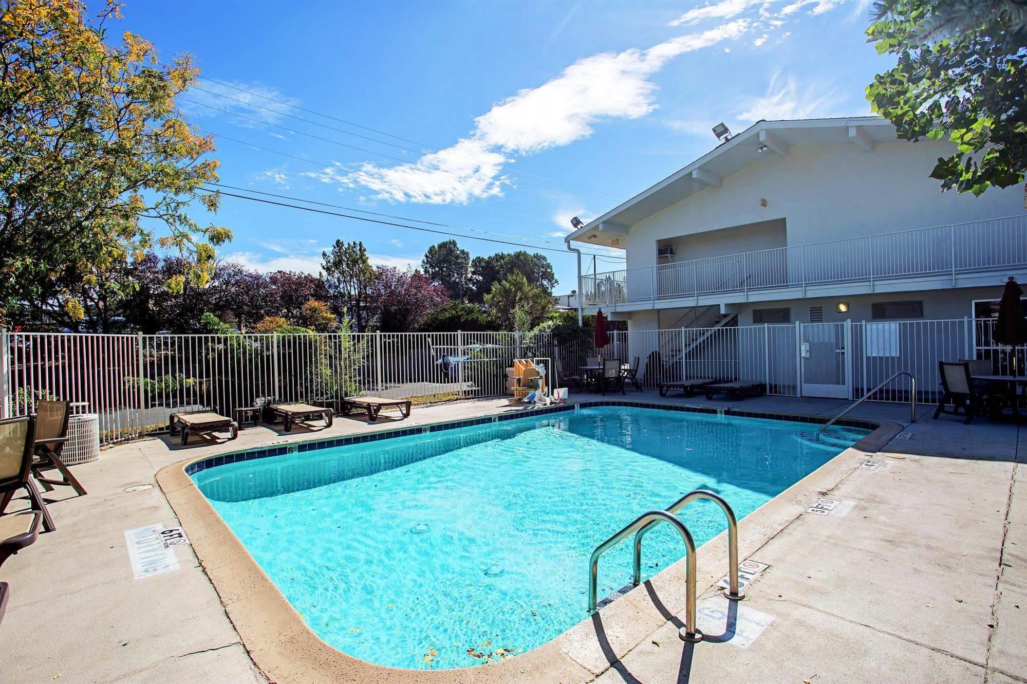 Motel 6-Prescott, Az المظهر الخارجي الصورة